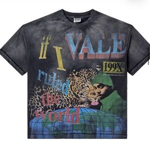 Vale mens graphic tee 
size small 
brand new with tags